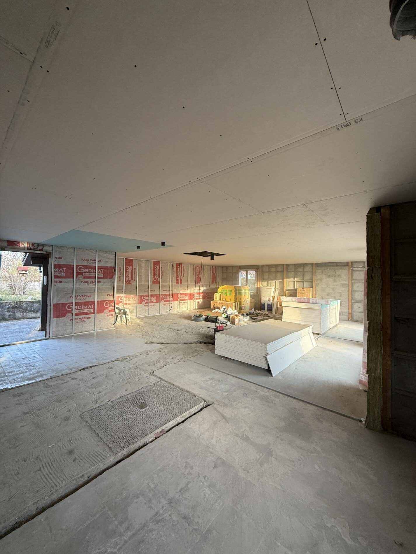 Après les travaux d'isolation, de placo et de joints